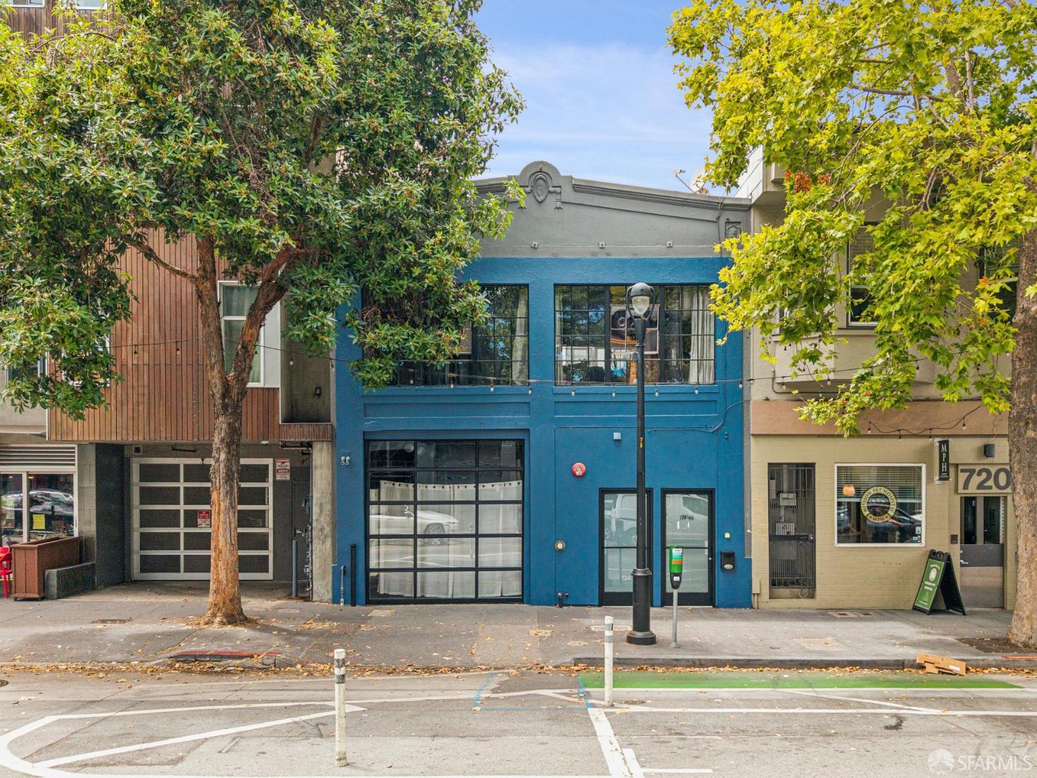 724 Valencia Street
