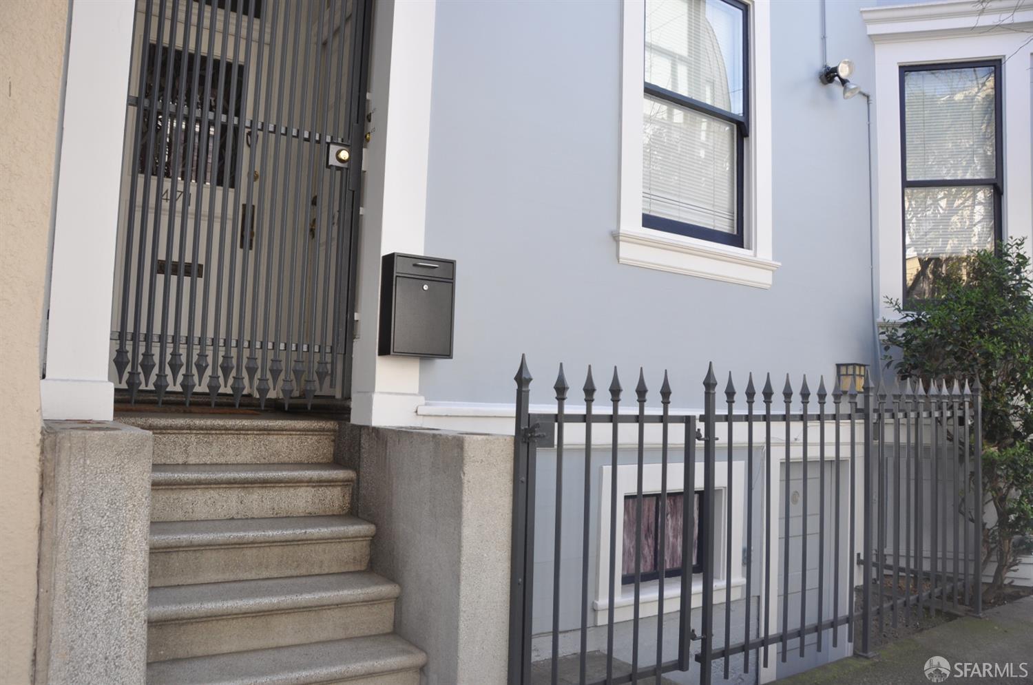 471-473 Linden Street