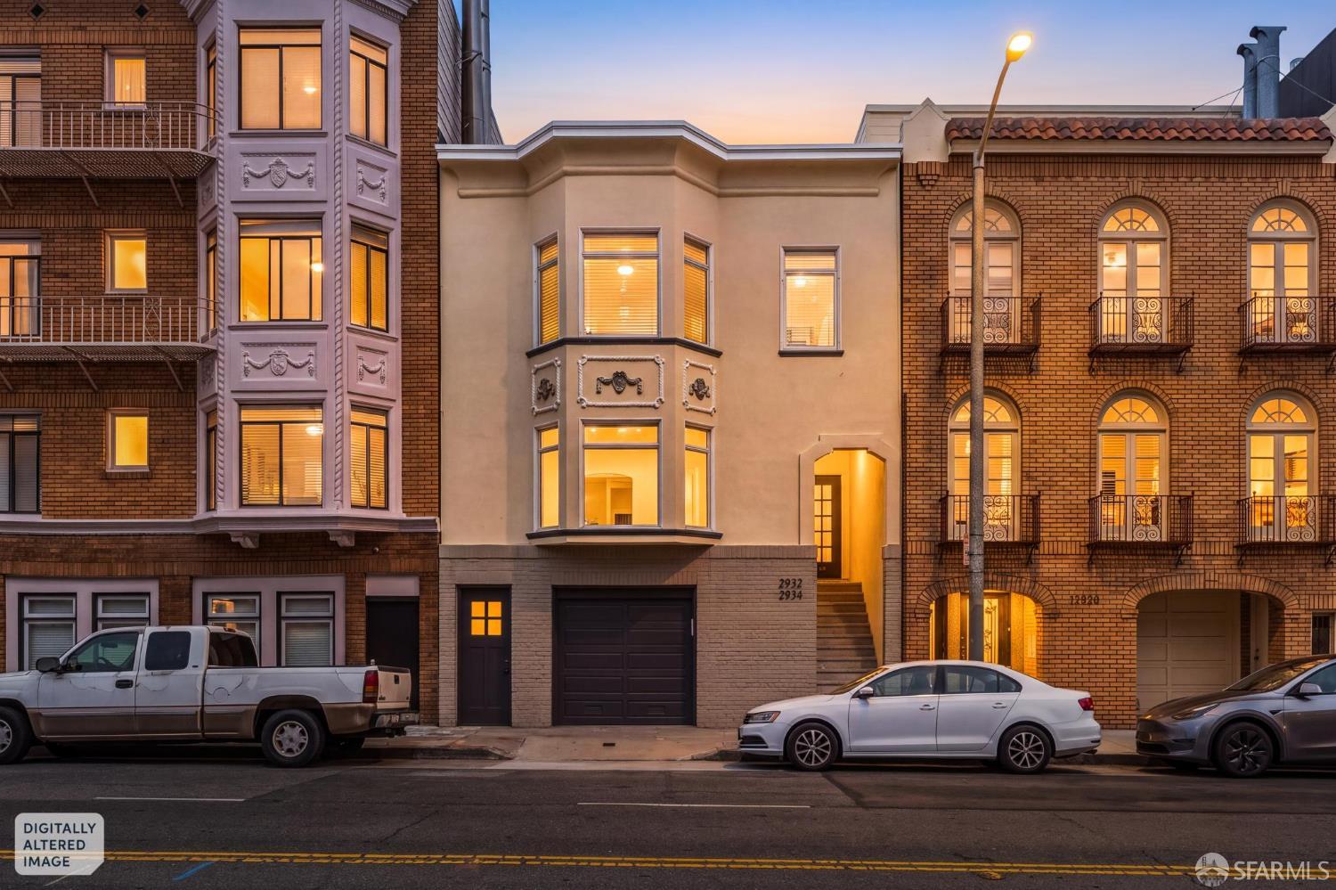 2932 Franklin Street