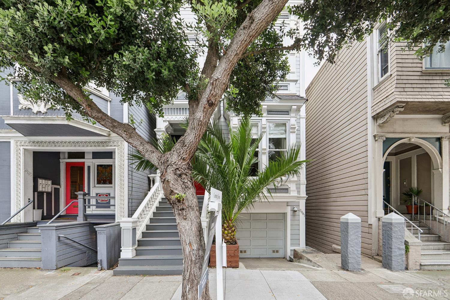 2081 Golden Gate Avenue