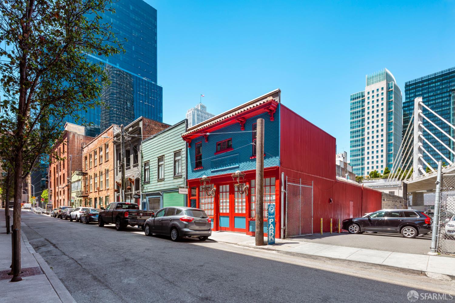 72 Tehama Street