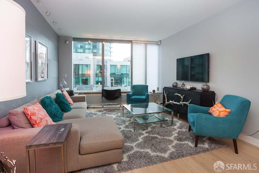 338 Main Street # 8B