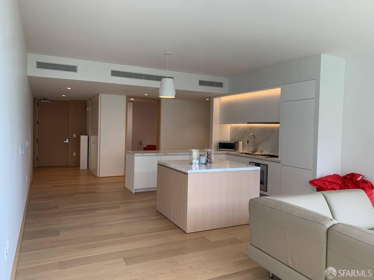 1 Steuart Lane # 403