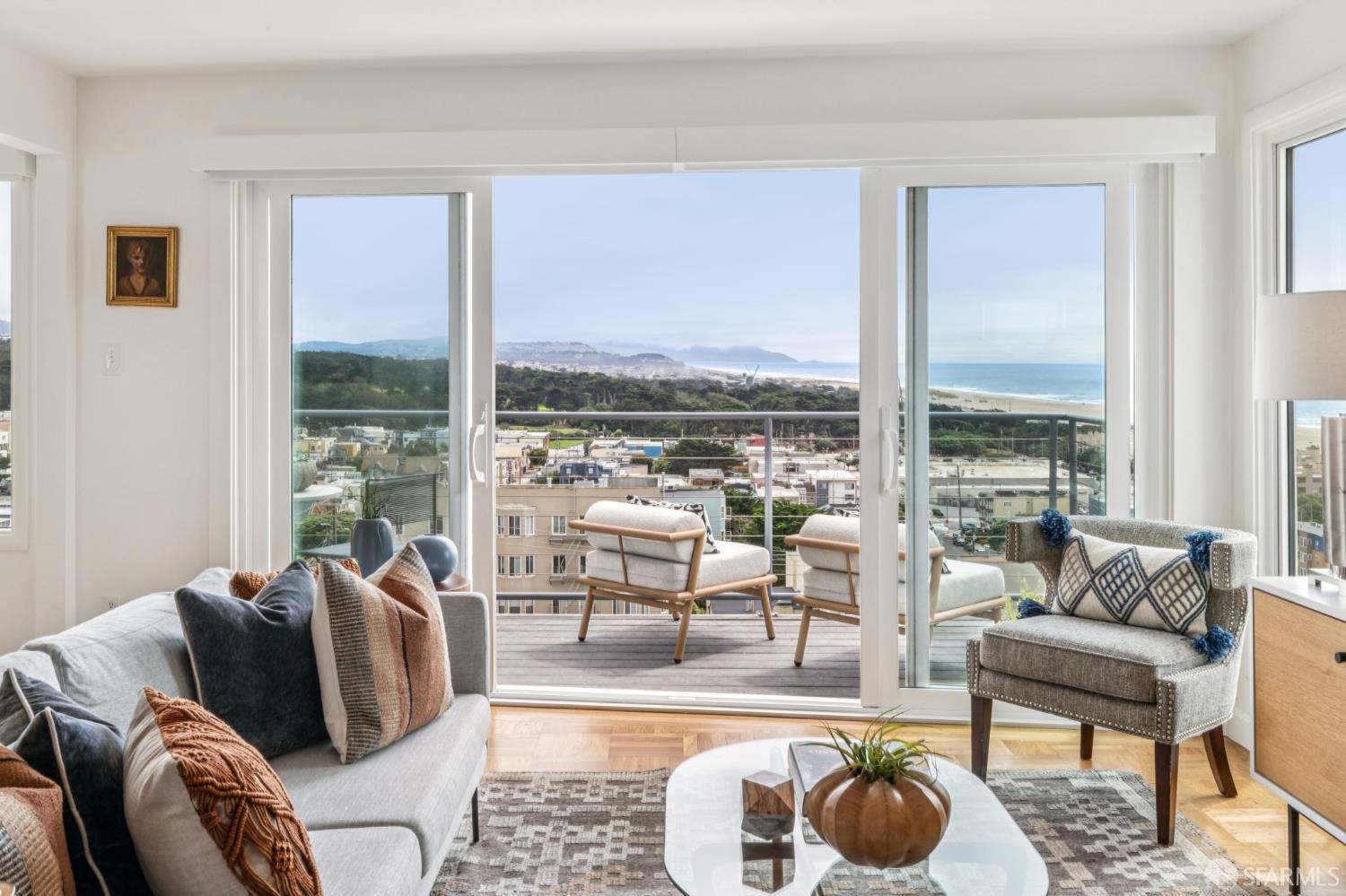 119 Sutro Heights Avenue