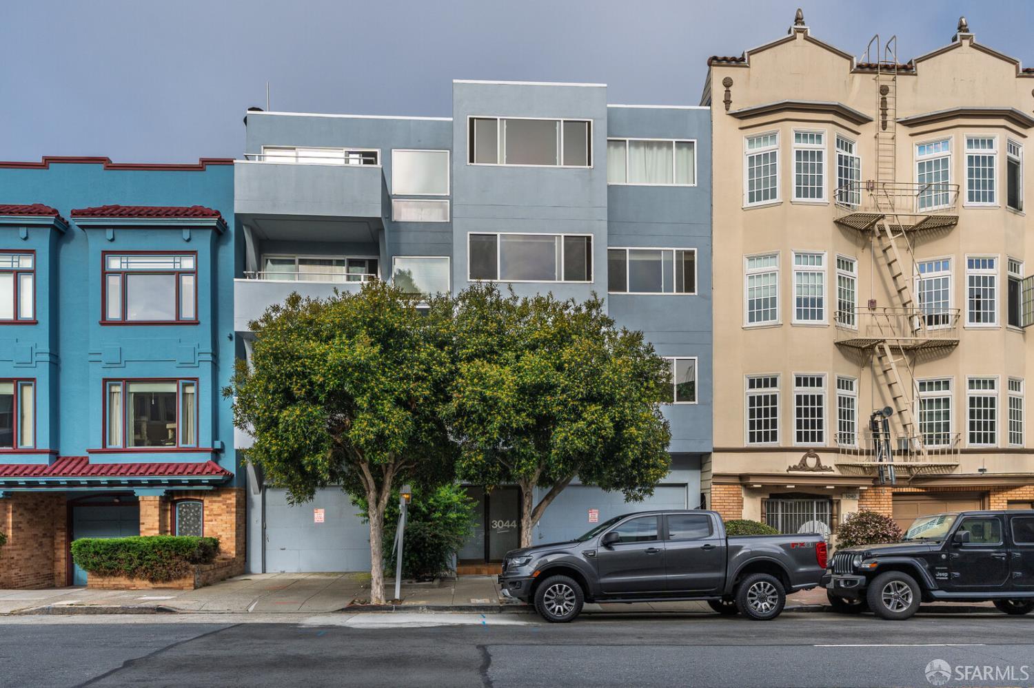 3044 Franklin Street # 101