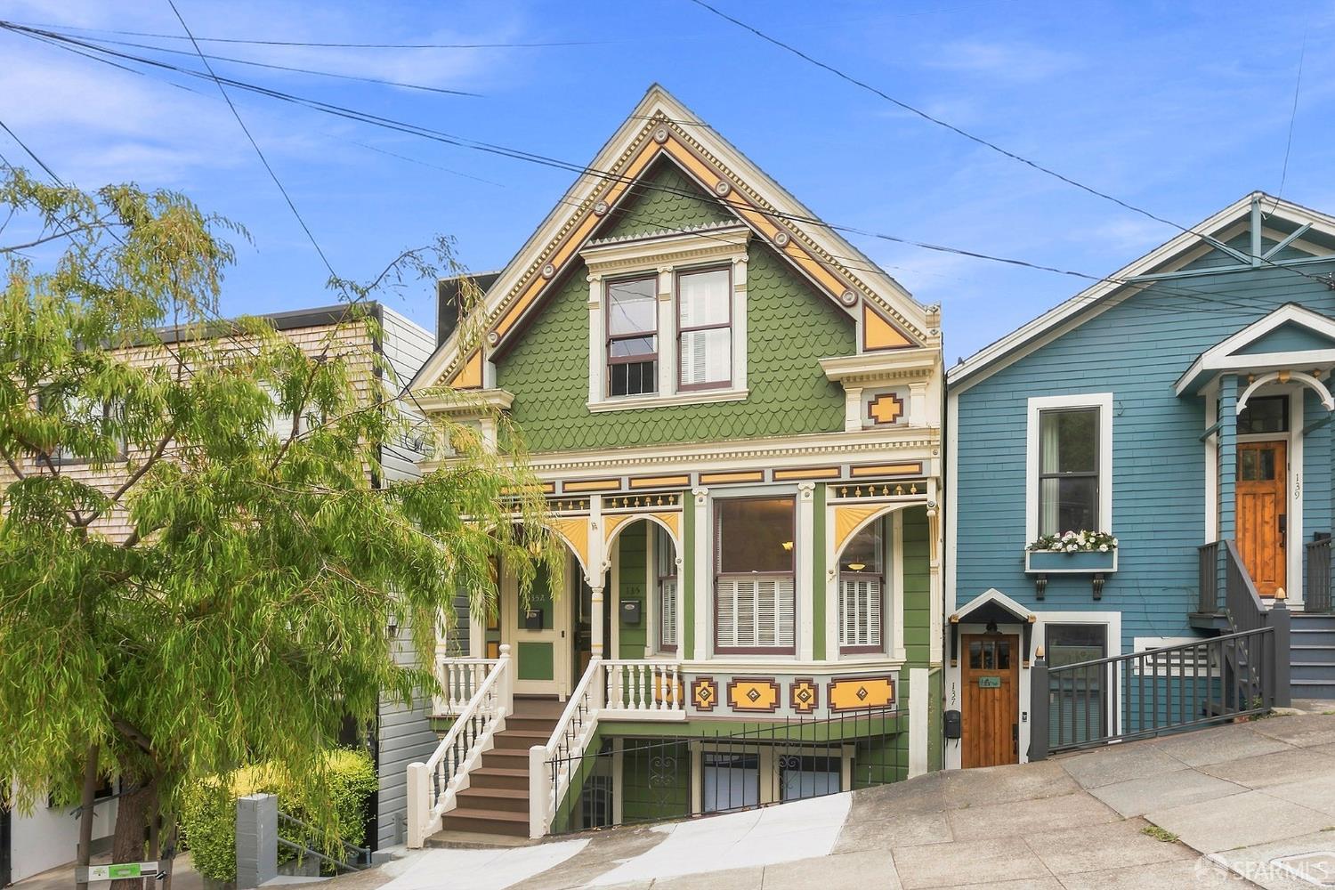 133-135A Saturn Street