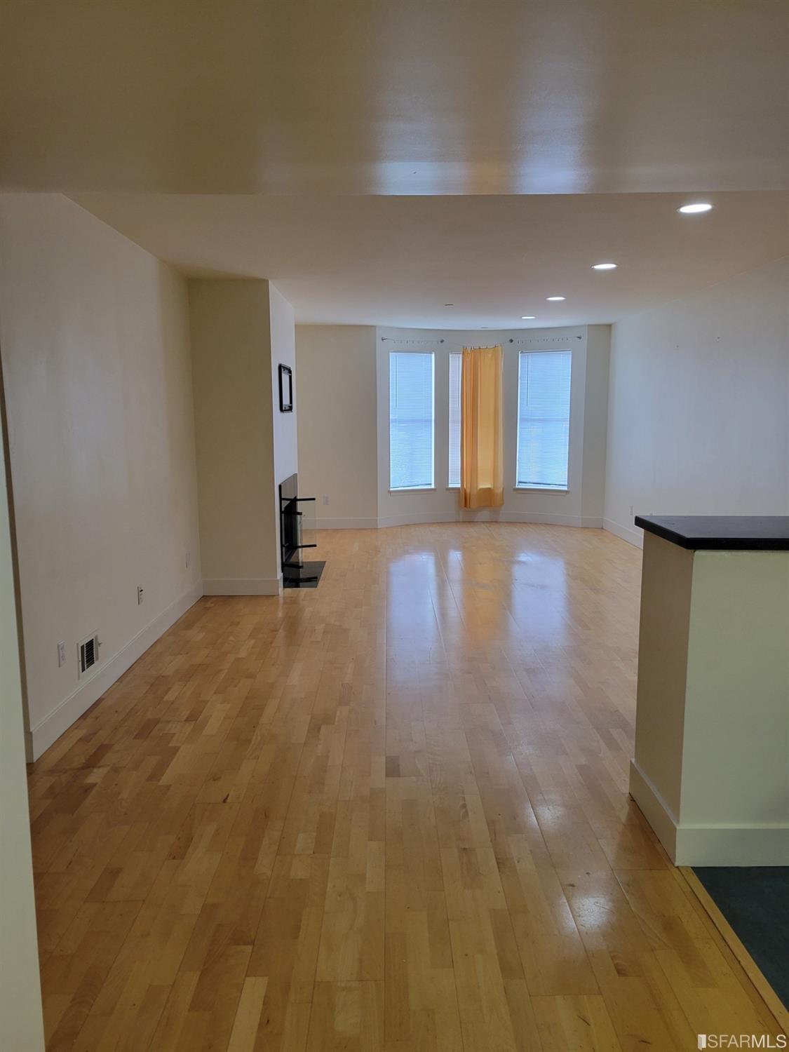 2333 Mission Street # 1