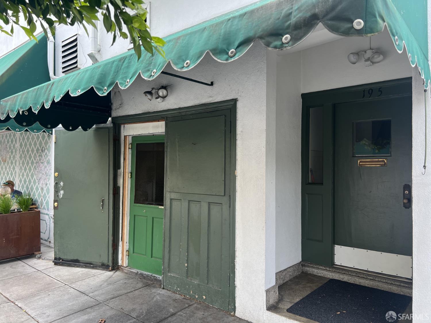 6000 California St, San Francisco — 9