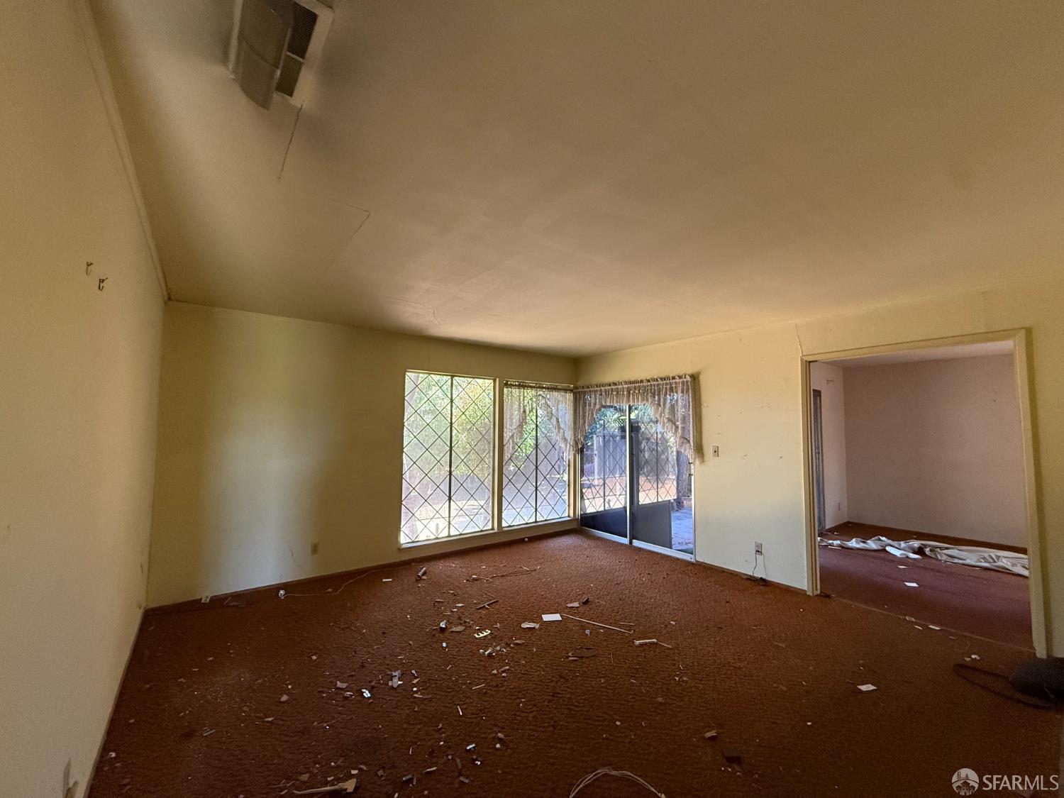 1095 Buchanan