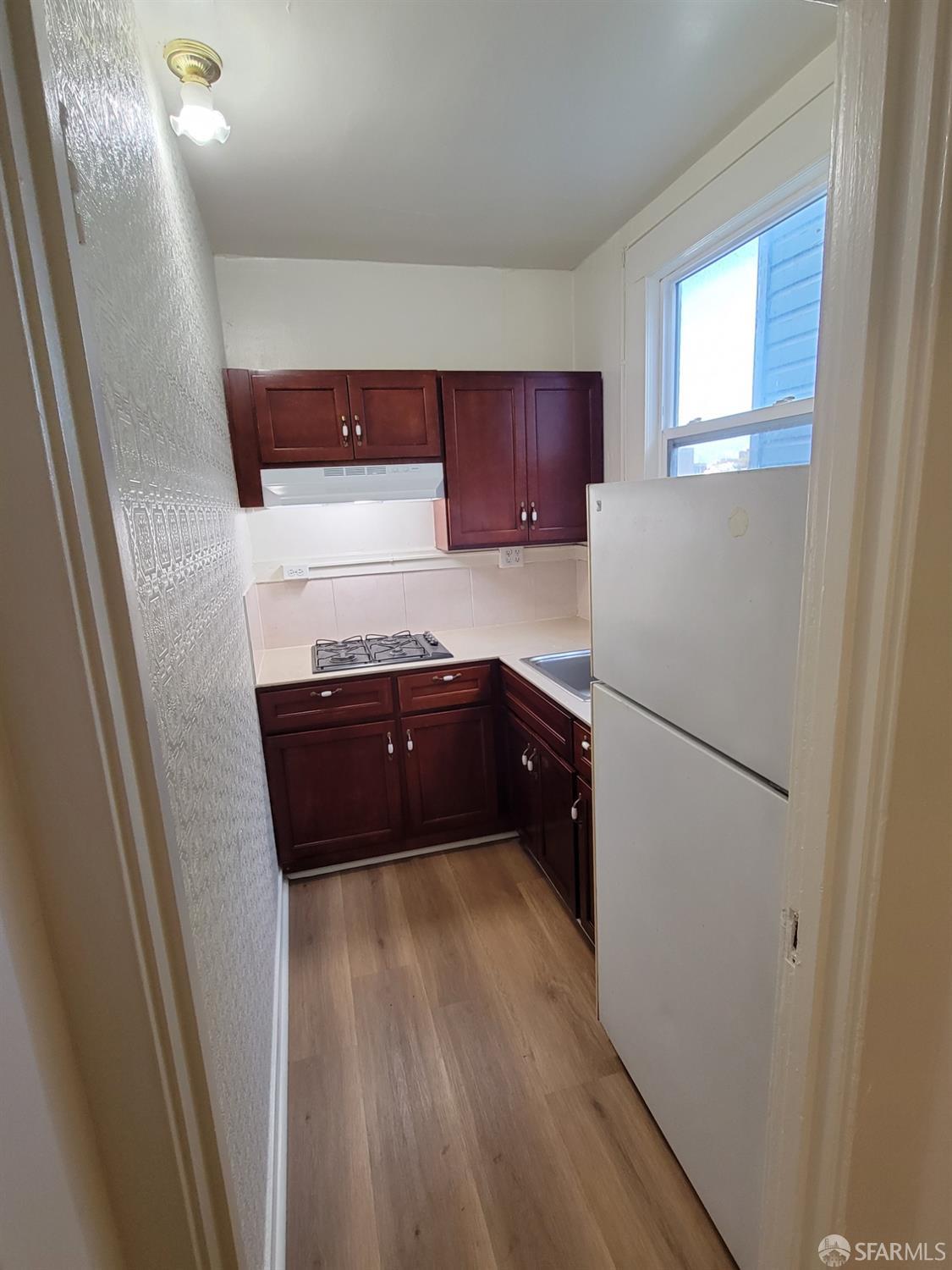 516 Anza St, San Francisco — 12