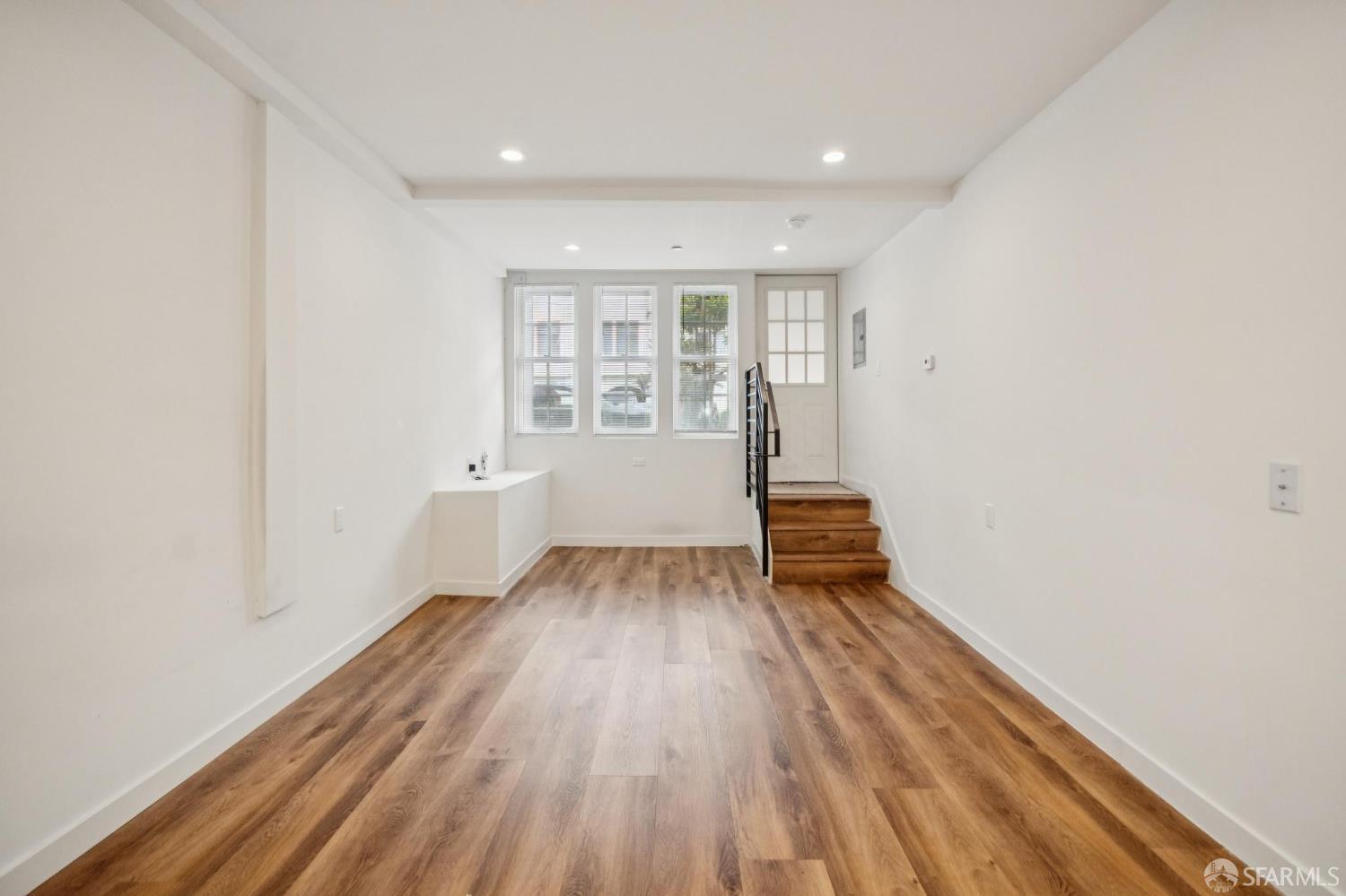 1285 8th Ave, San Francisco — 11