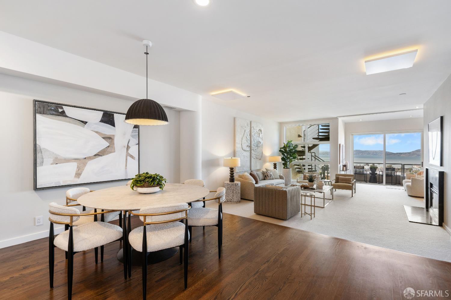 2040 Broadway Street # 303