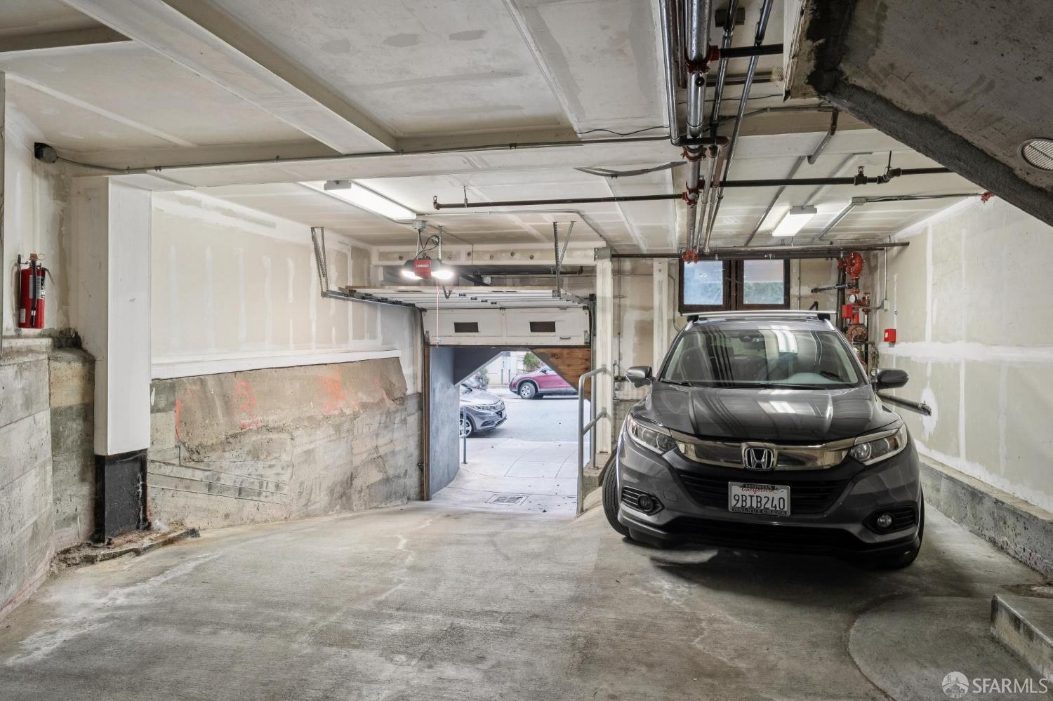 325 Webster St, San Francisco — 18