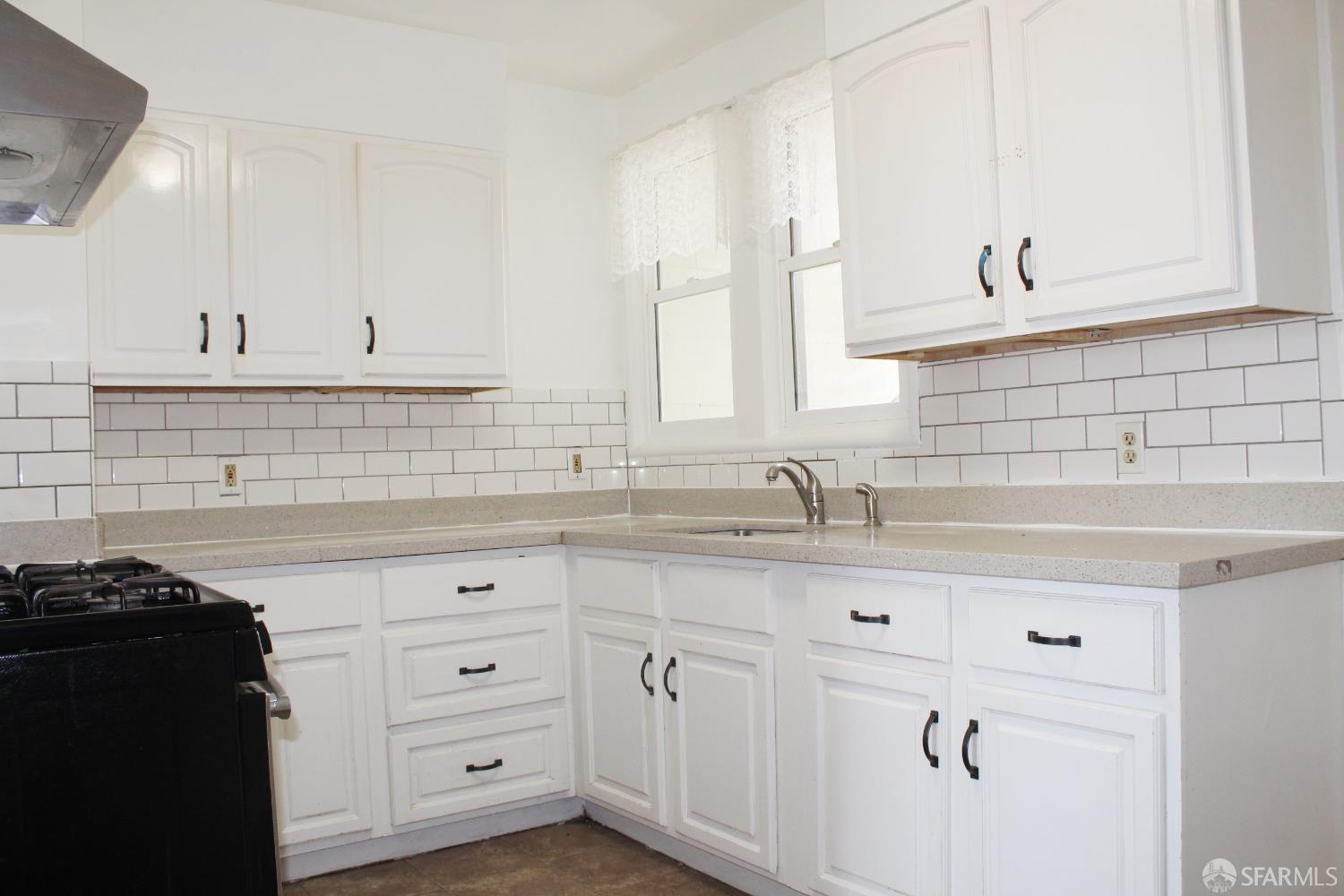 5249 Mission St, San Francisco — 8