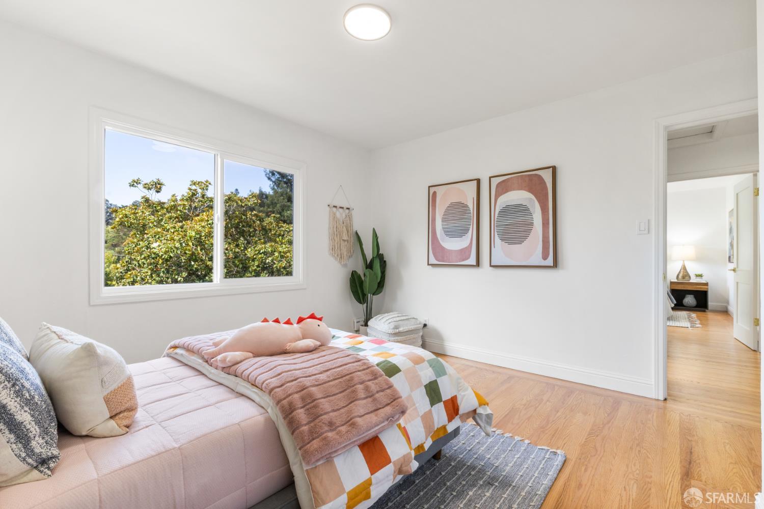 3215 Guido St, Oakland — 26