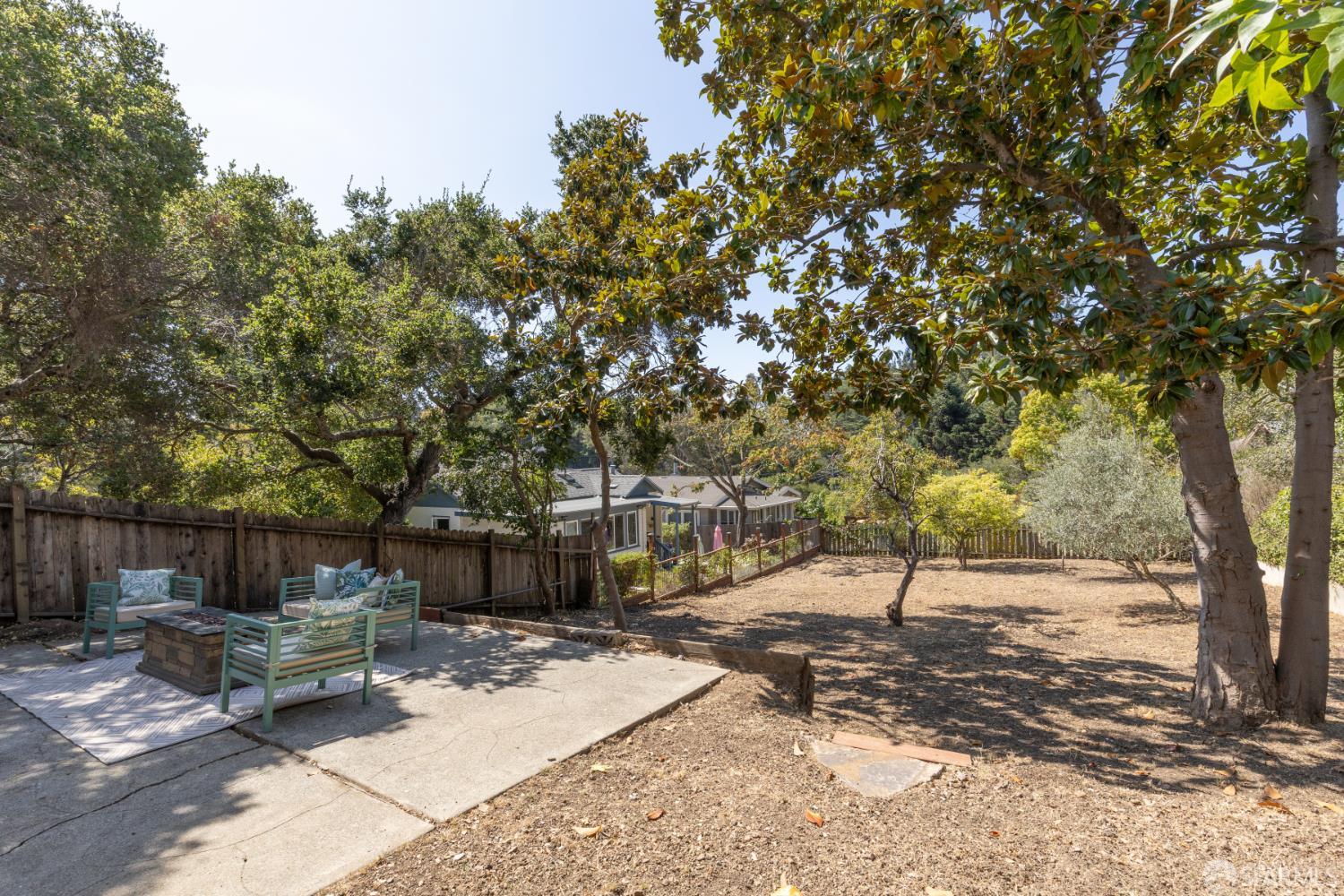 3215 Guido St, Oakland — 51