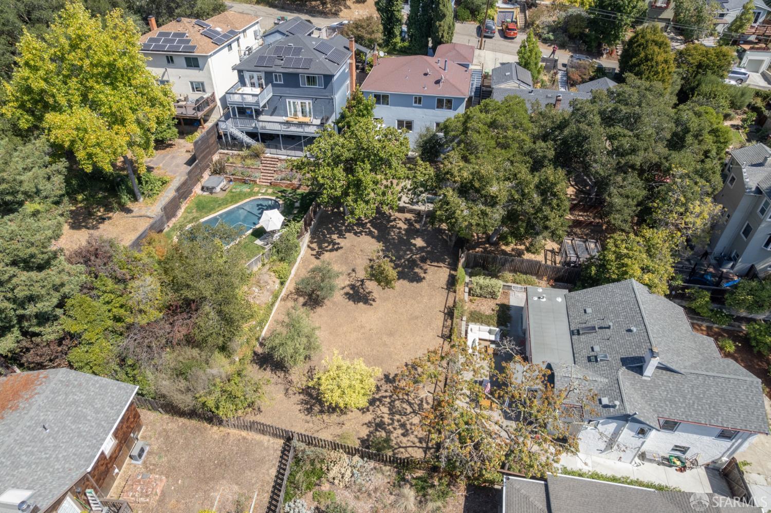 3215 Guido St, Oakland — 57
