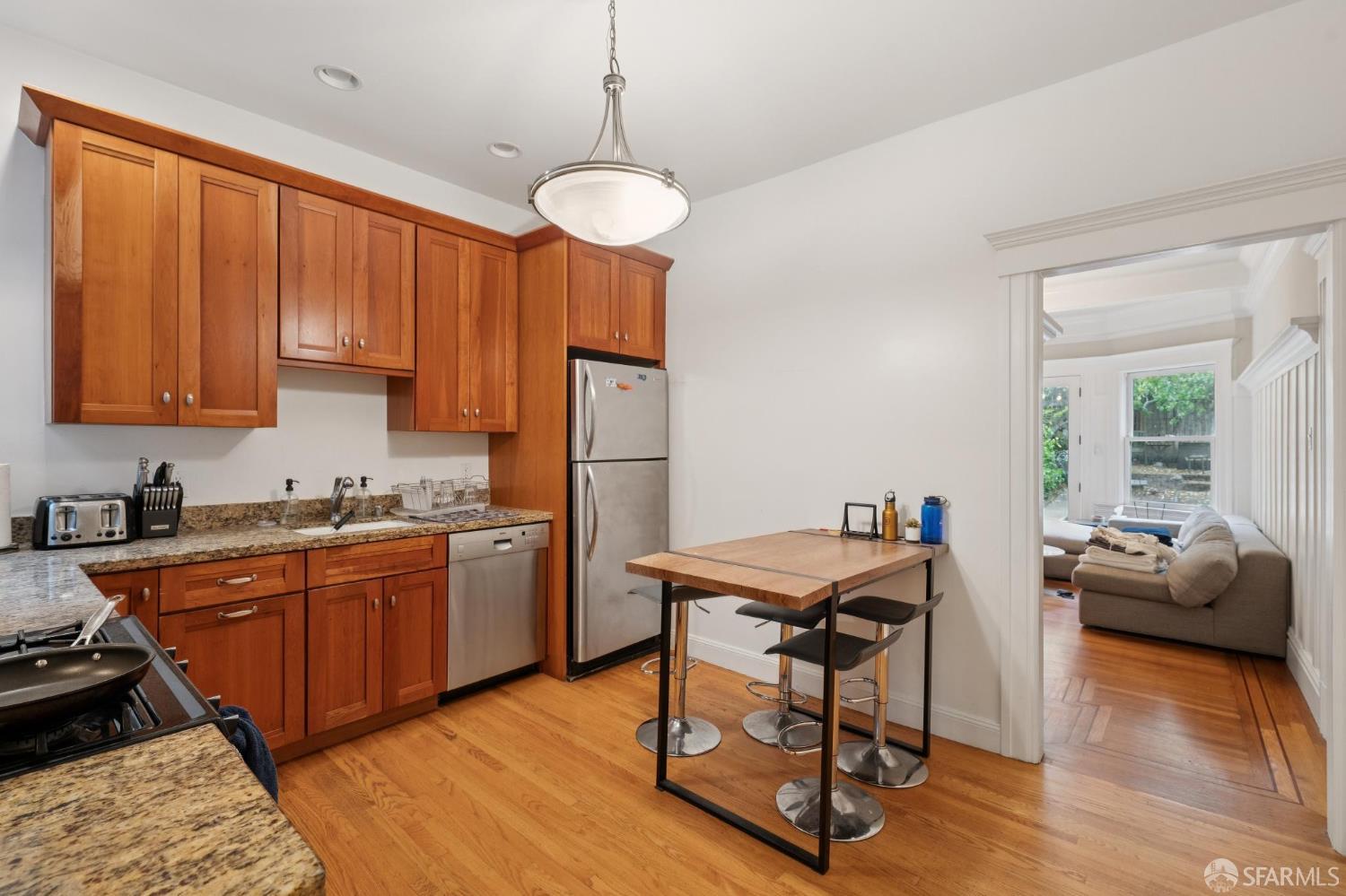 325 Webster St, San Francisco — 7