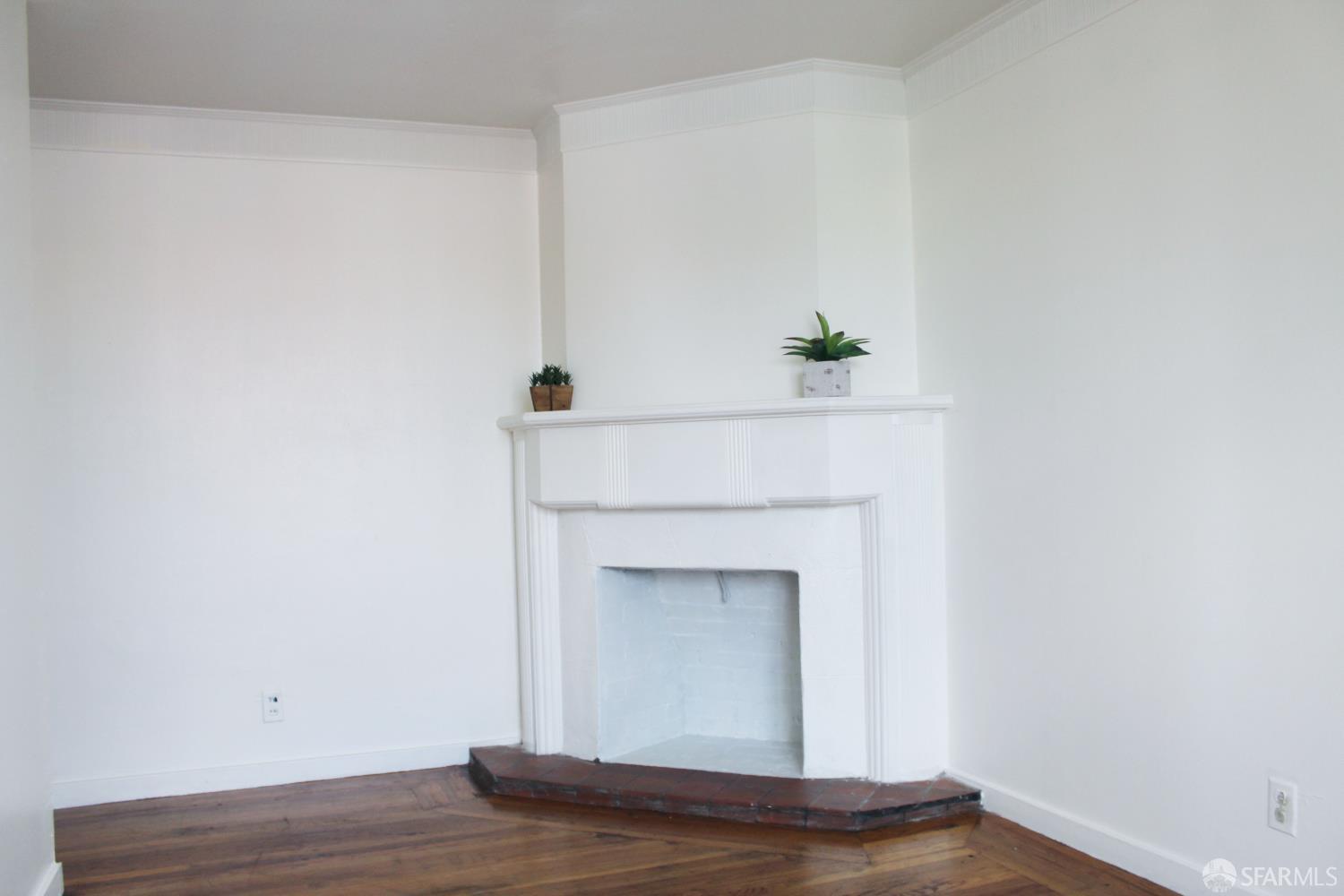 5249 Mission St, San Francisco — 7