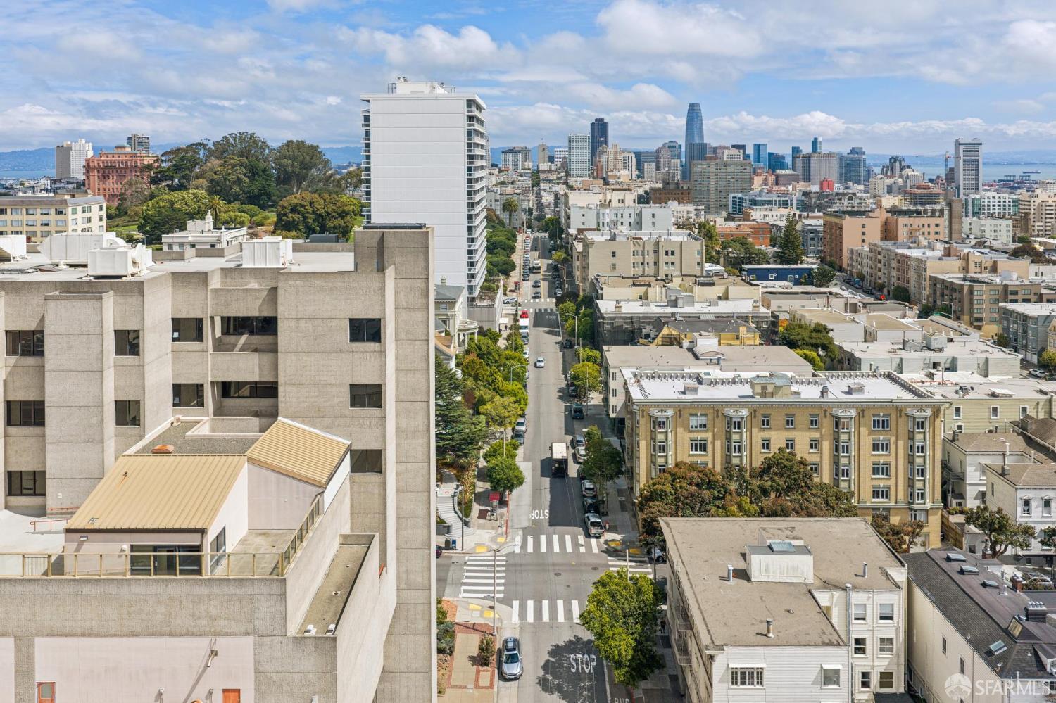 2263 Sacramento St, San Francisco — 23