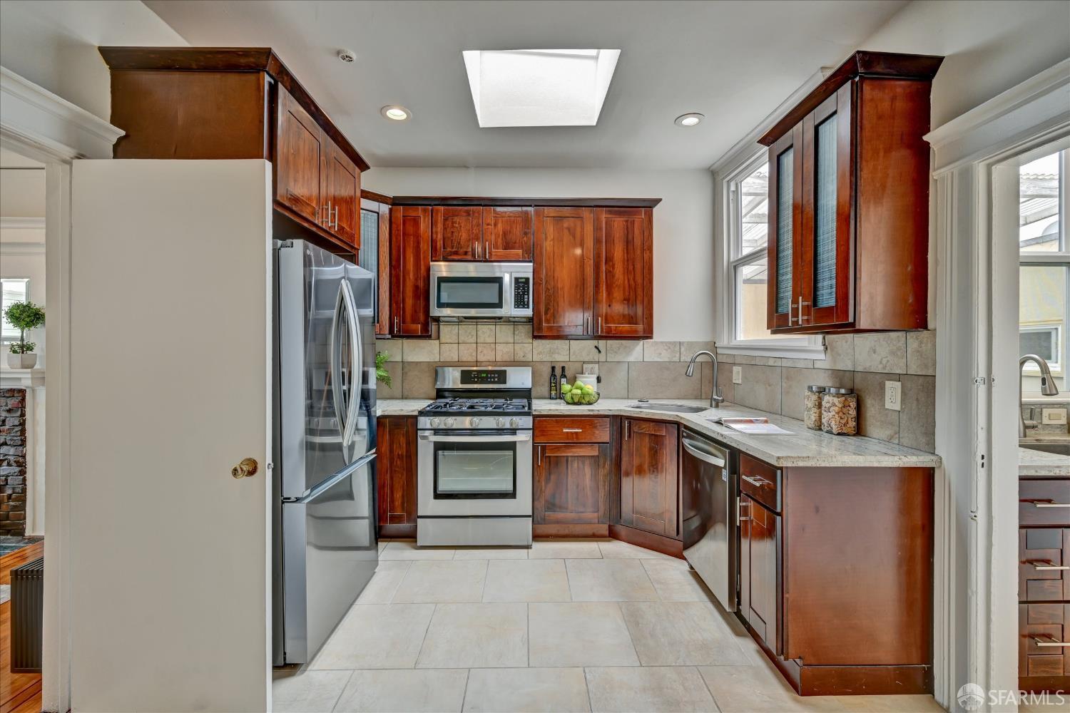 1211 2nd Ave, San Francisco — 15