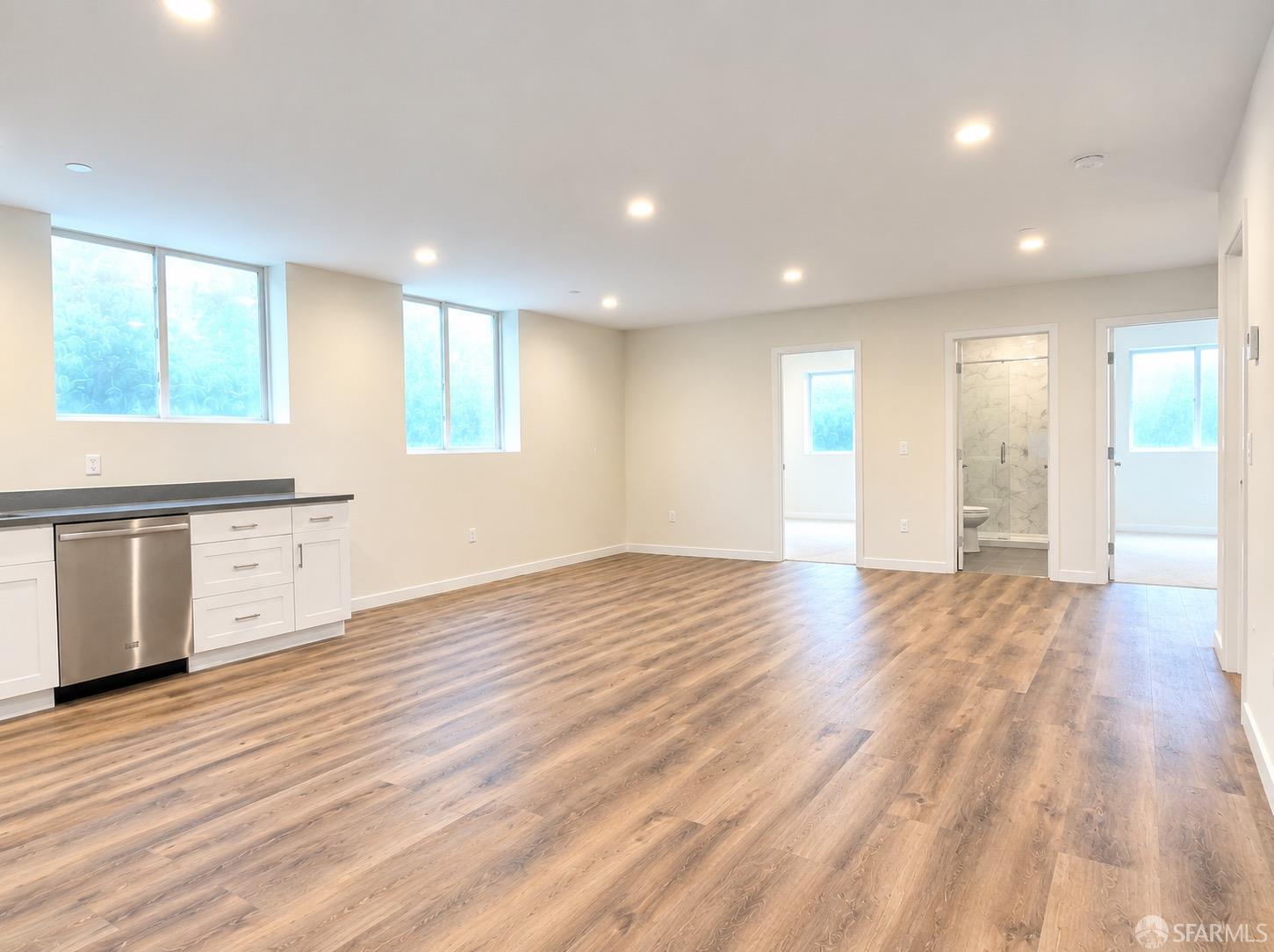 1285 8th Ave, San Francisco — 21