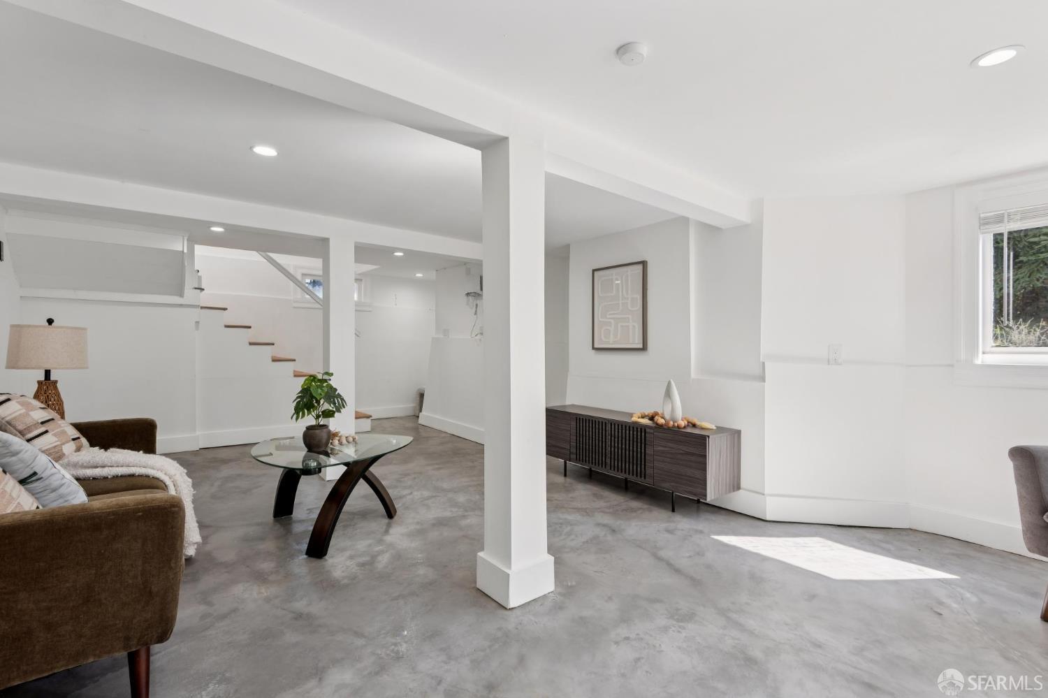 1146 Excelsior Ave, Oakland — 43