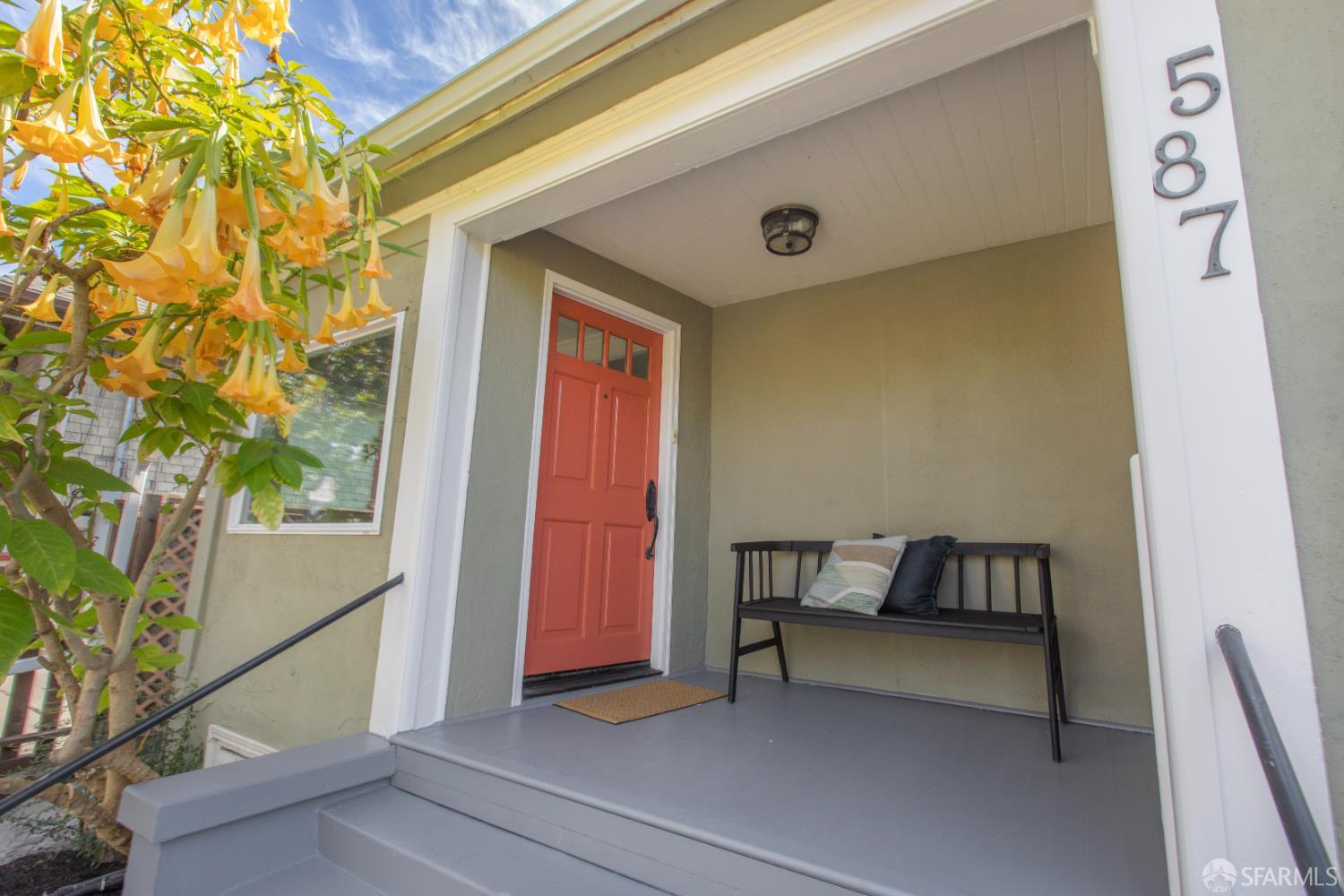 587 63rd St, Oakland — 32