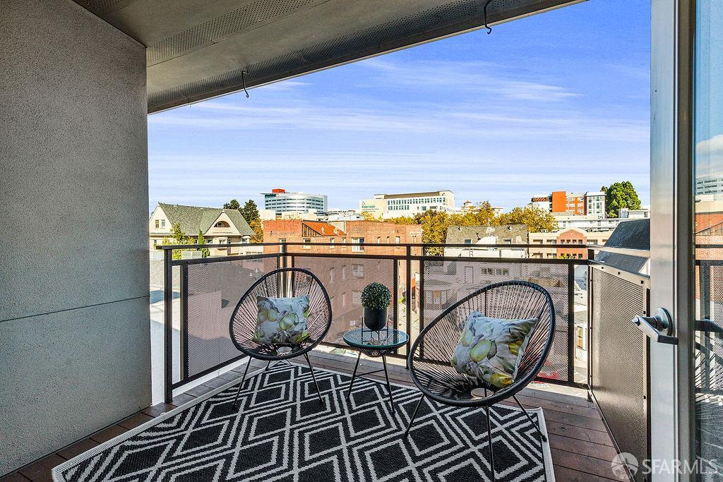 532 30th St #24, Oakland — 35