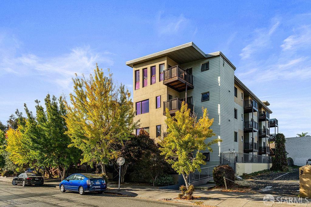 532 30th St #24, Oakland — 46
