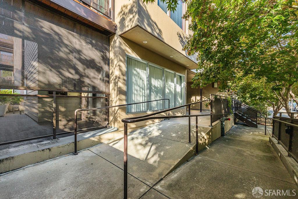 532 30th St #24, Oakland — 41