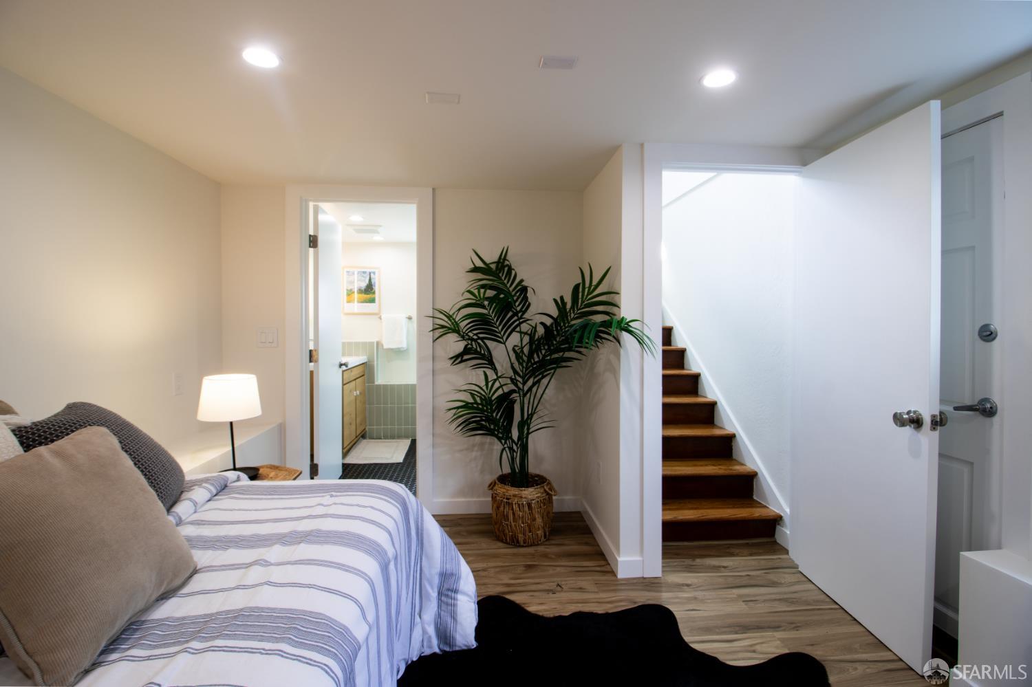1628 E 31st St, Oakland — 16