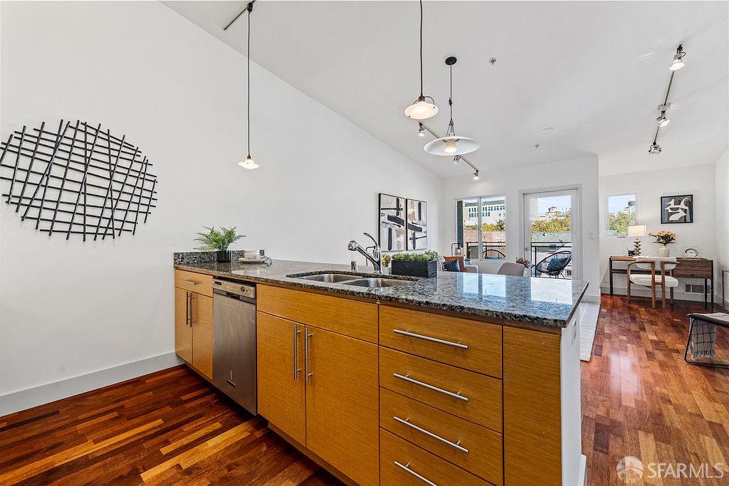532 30th St #24, Oakland — 13
