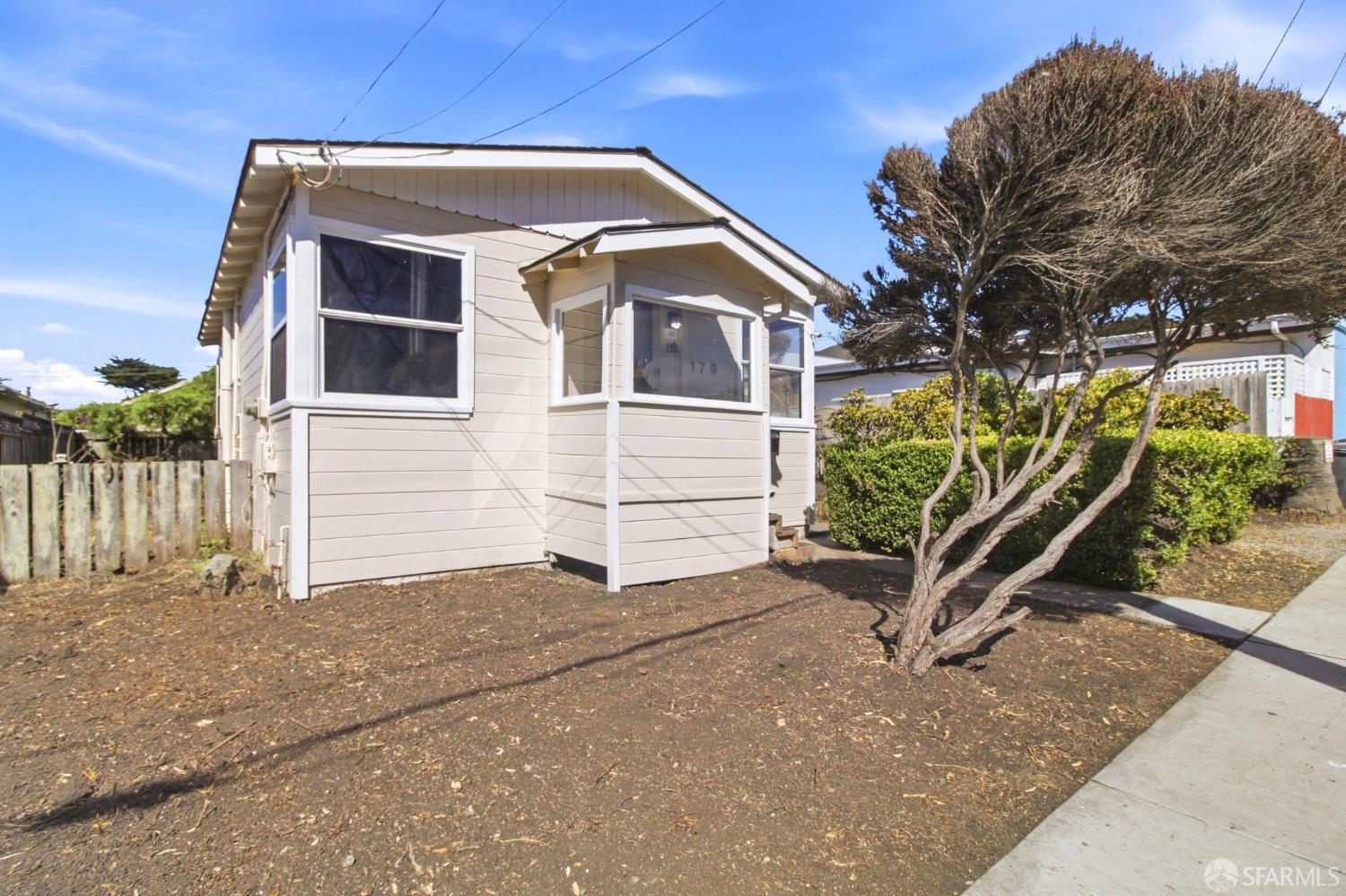 Front Image Thumbnail for SF426165636