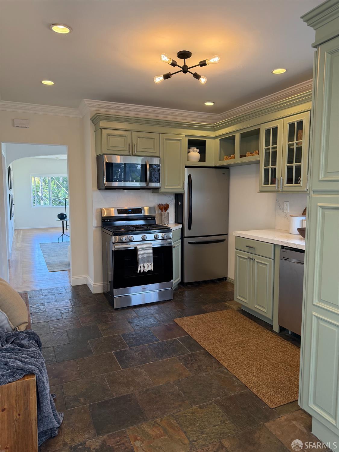1628 E 31st St, Oakland — 13