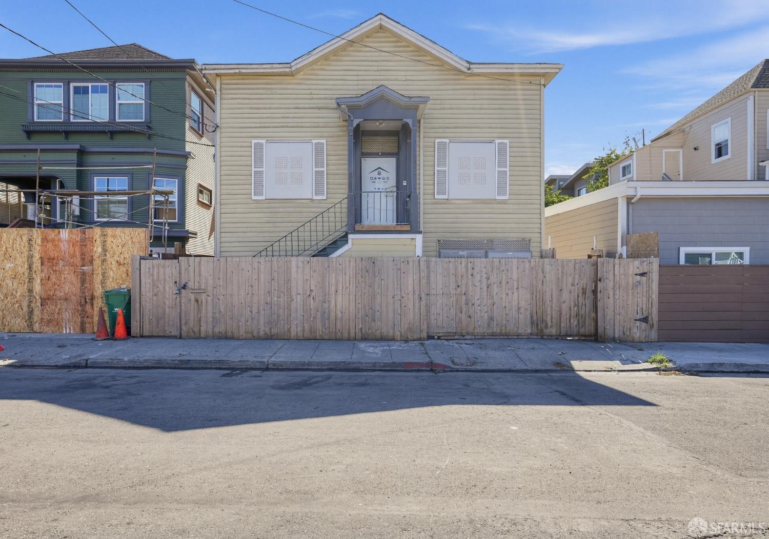 881 21st St, Oakland — 2