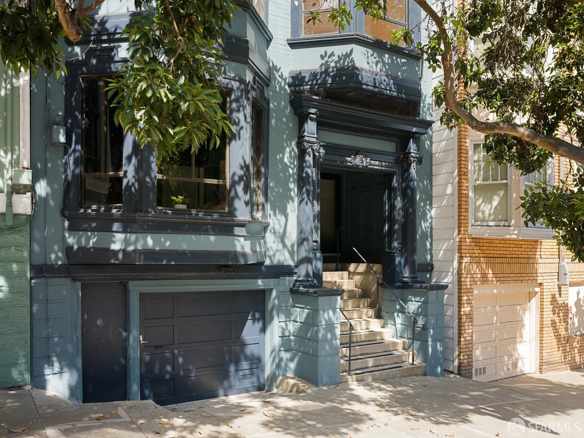 124-126 Parnassus Avenue