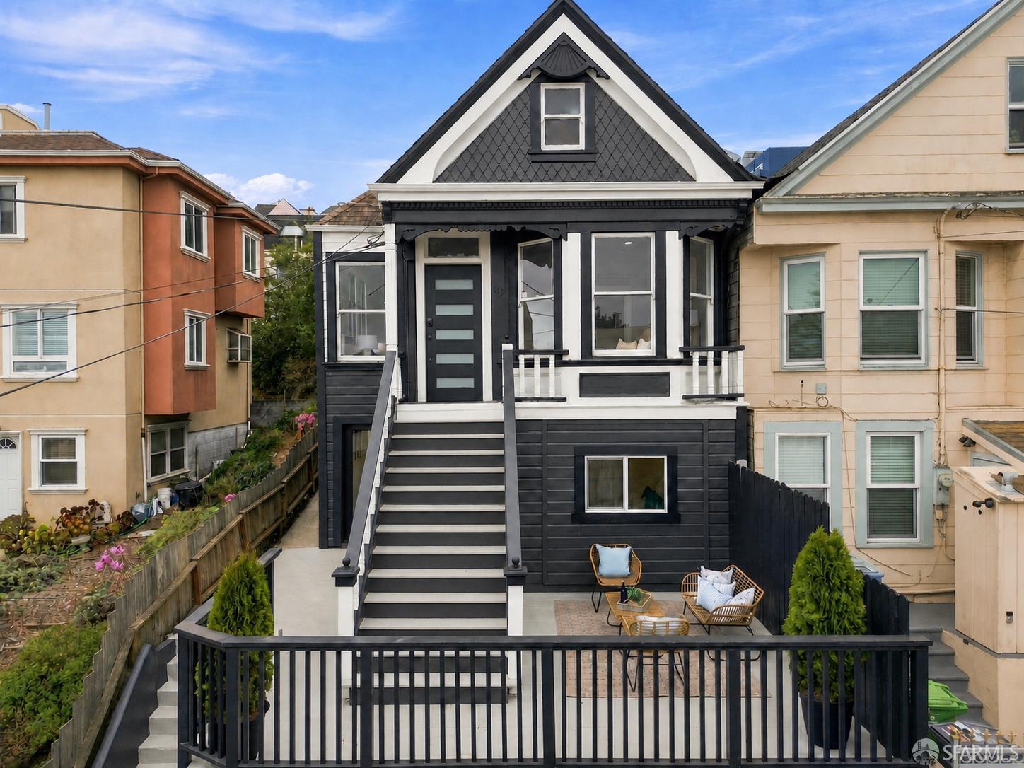 615 Mount Vernon Avenue