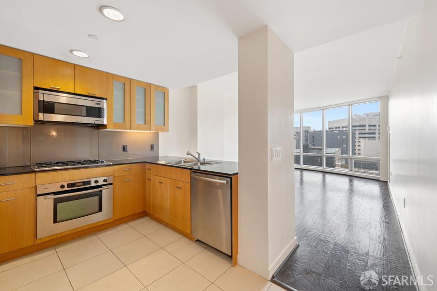 333 1st Street # N803