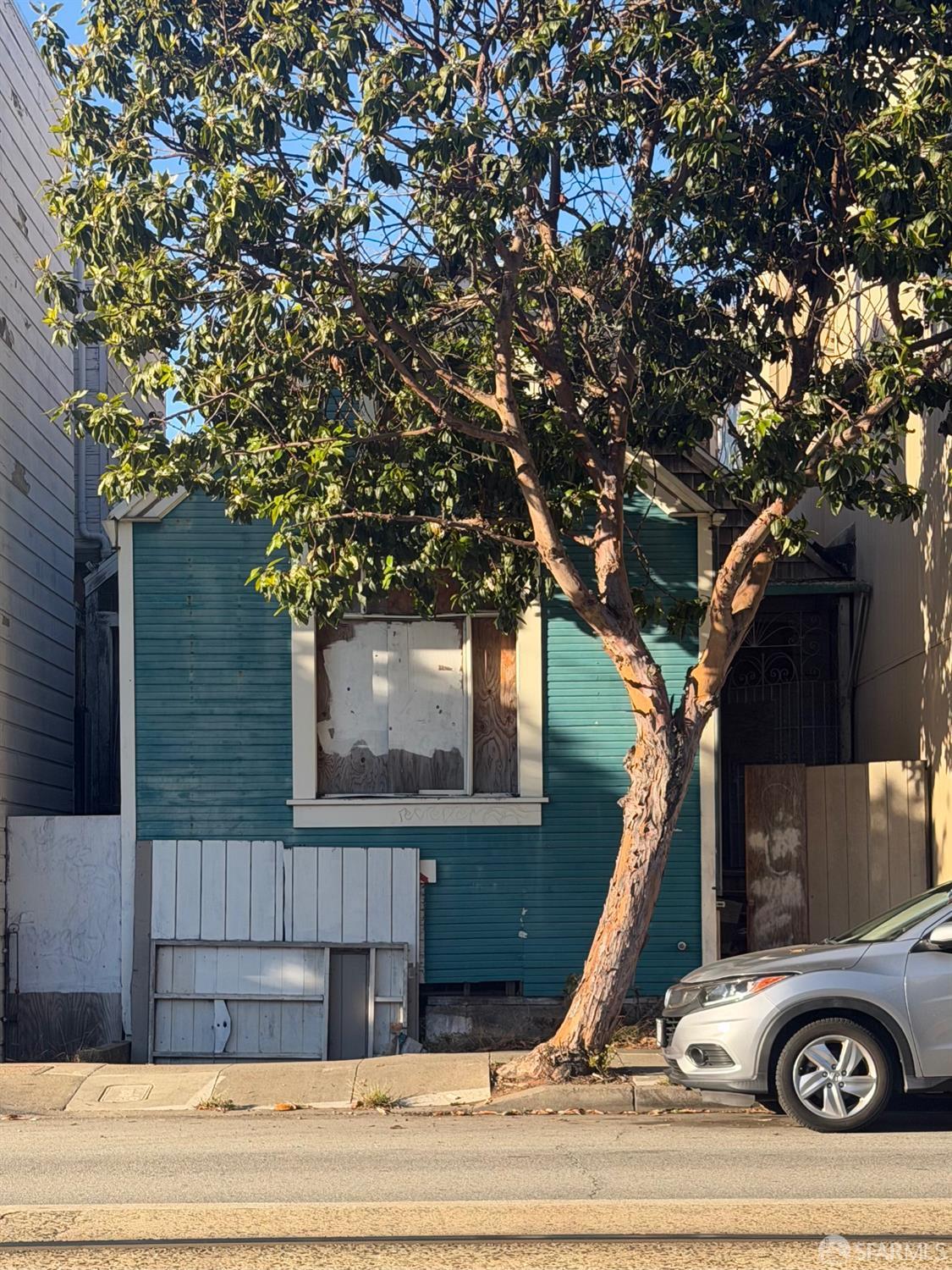 614 Judah Street