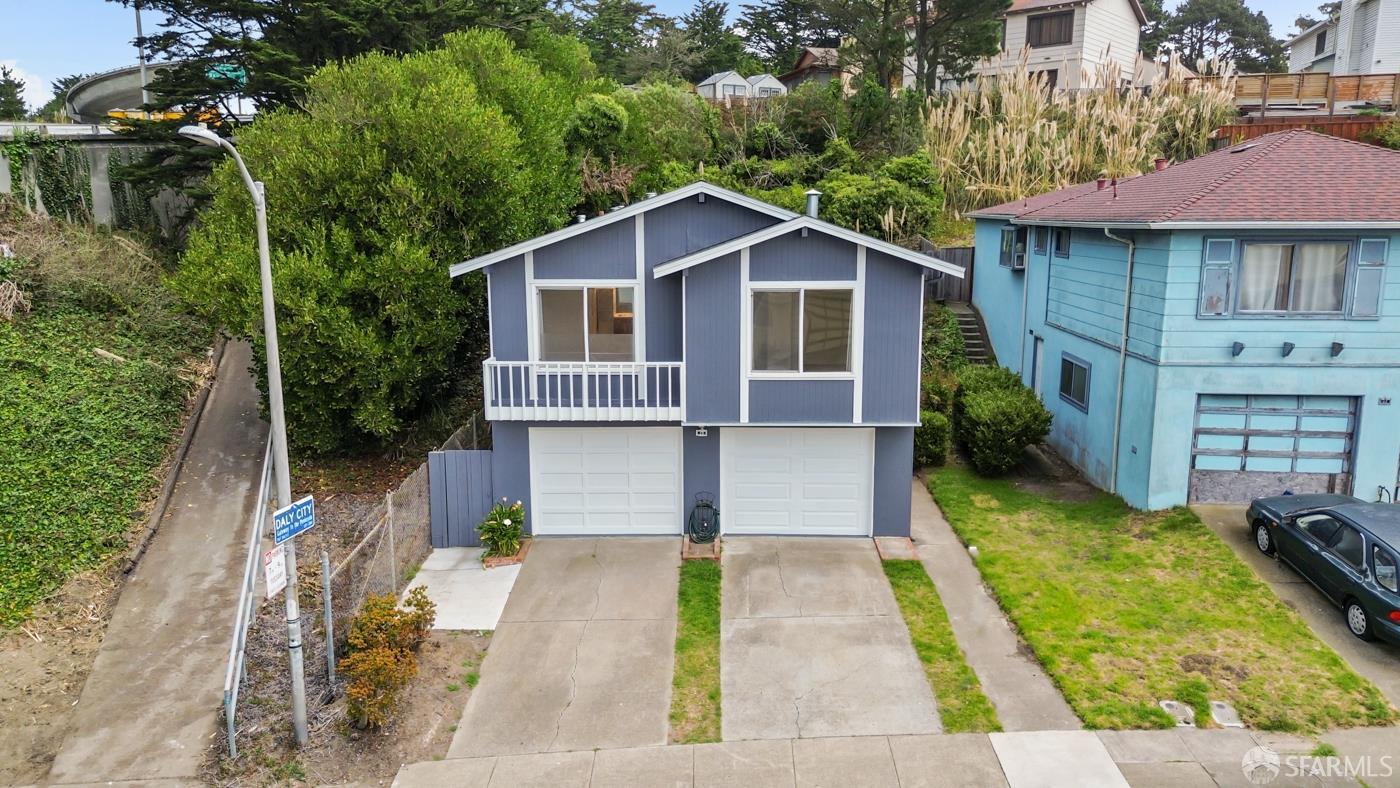 23 Gateway Drive