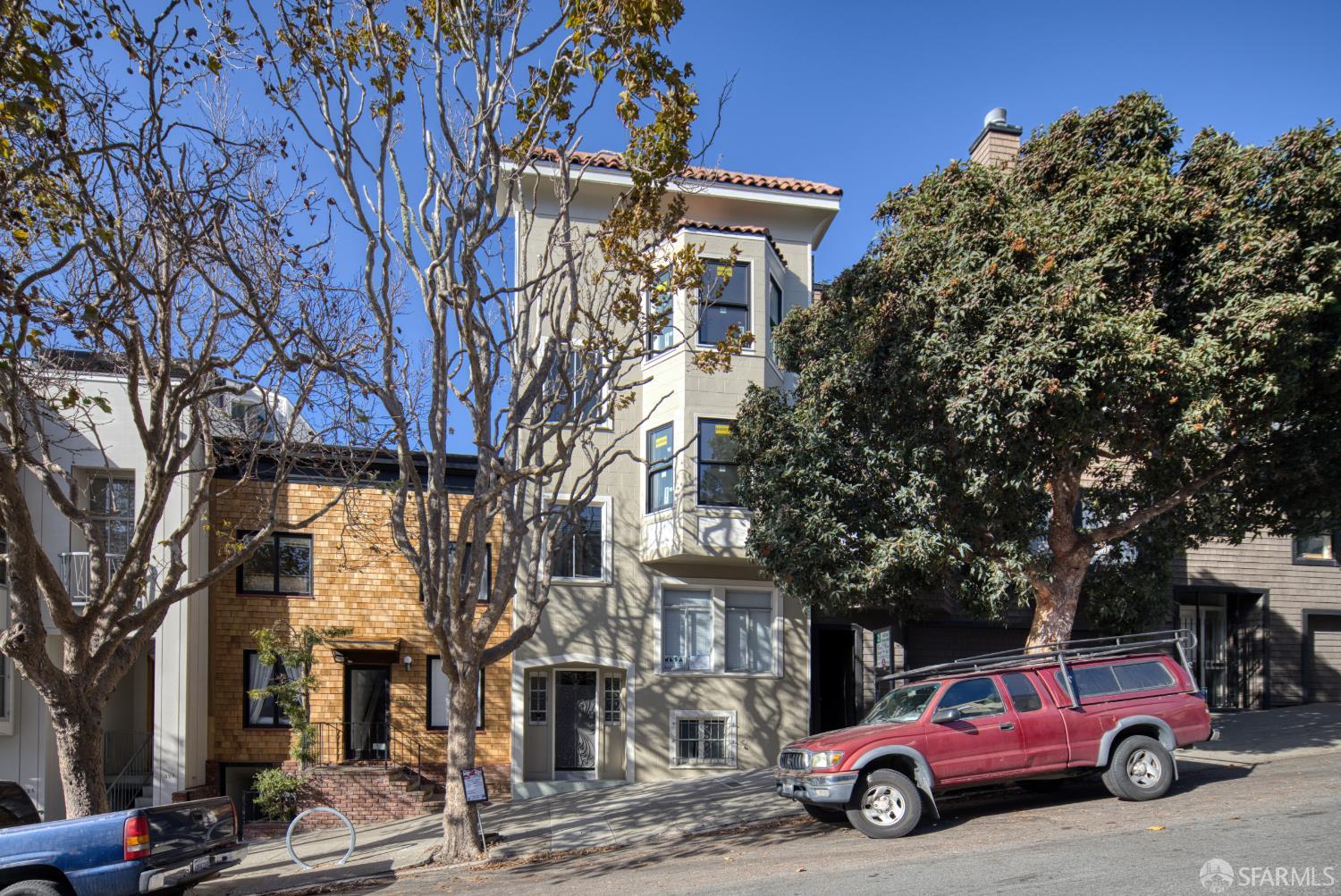 314 318 Chestnut Street