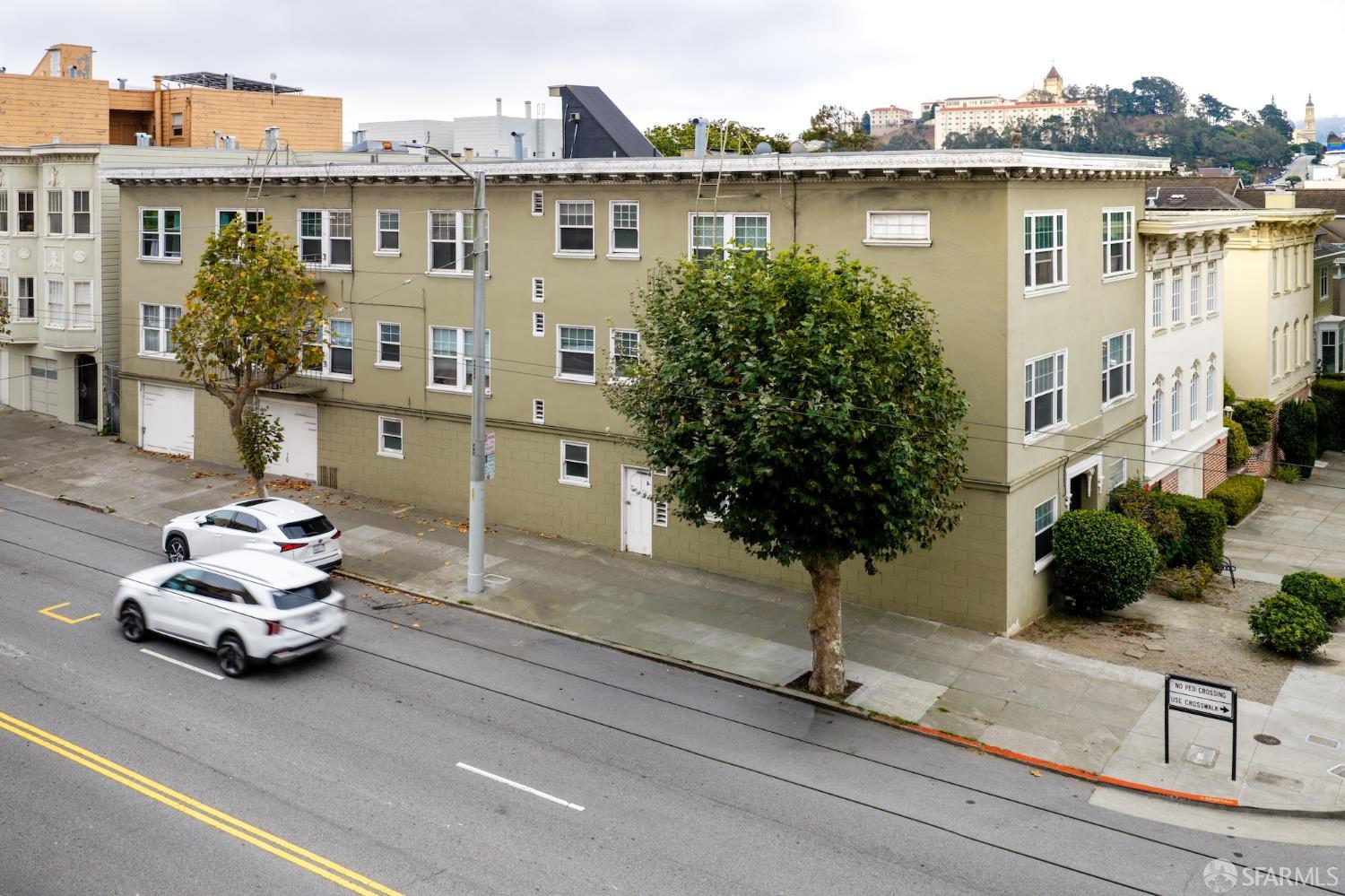 2 Commonwealth Avenue