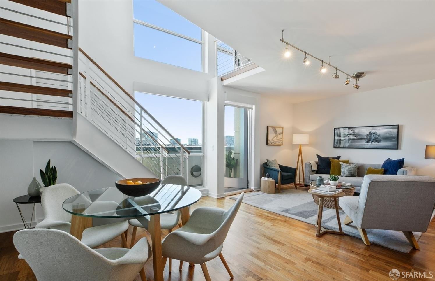 555 4th Street # 801