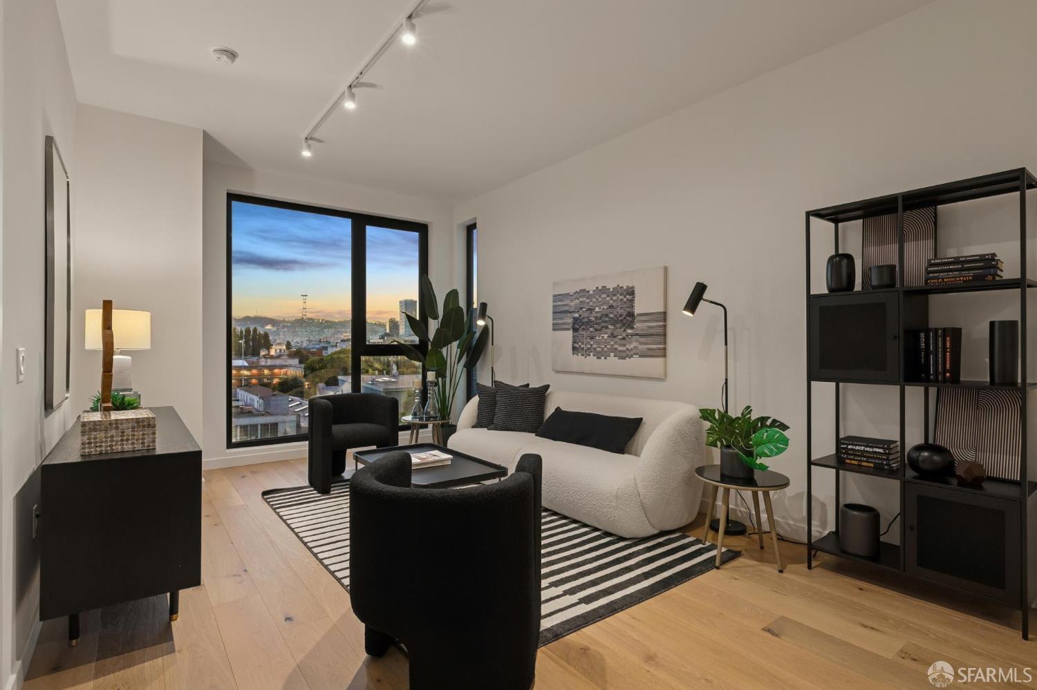 988 Harrison Street Unit: WC4